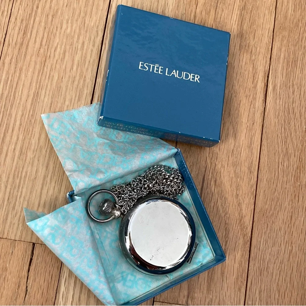 NIB Vintage Silver-plated mirrored compact by Estee Lauder. New Vintage. 1970’s.